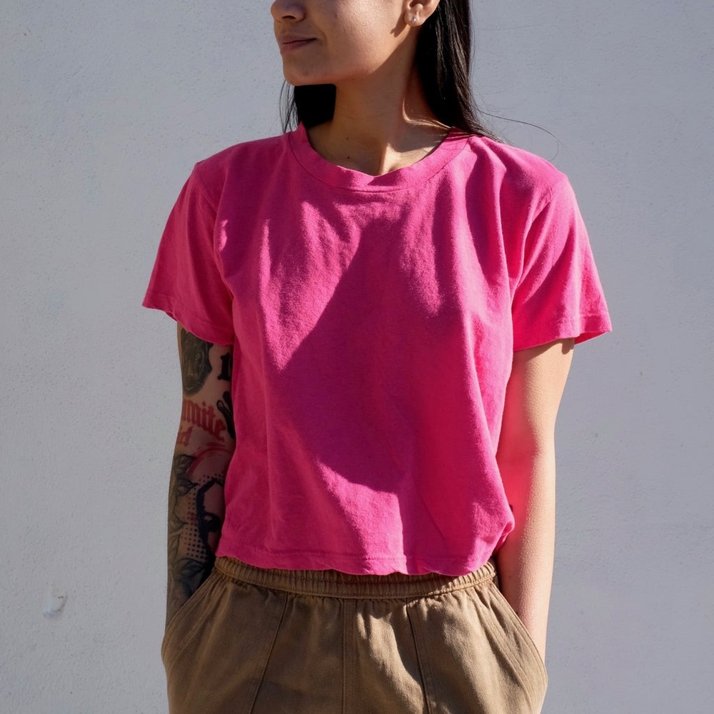 Jungmaven cropped lorel tee in pink grapefruit